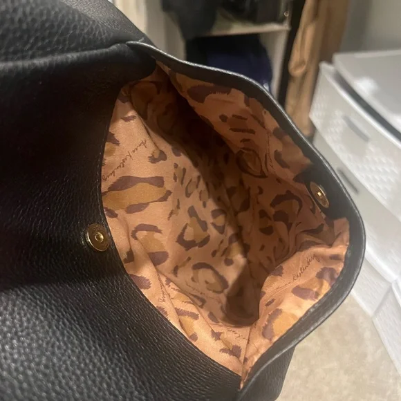 Aimee Kestenberg Black Hobo Bag - Picture 10 of 11